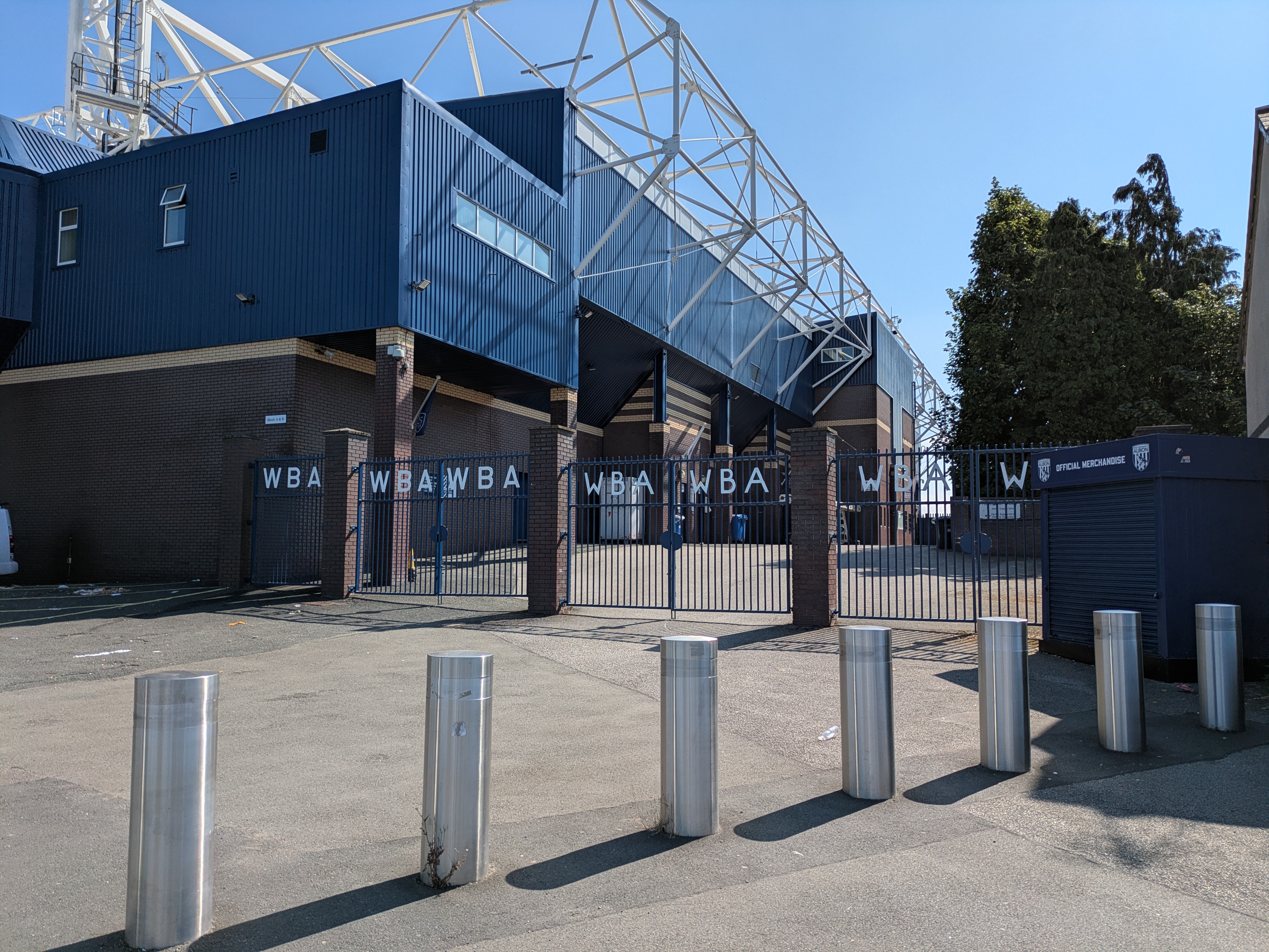 The Hawthorns entrance gates